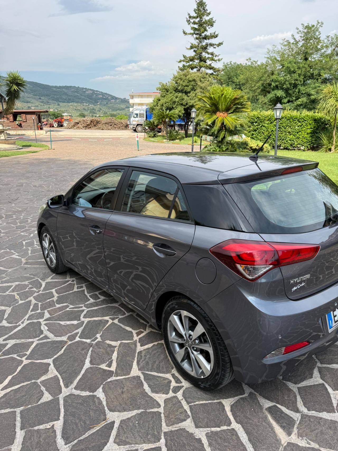 Hyundai i20 1.1 diesel anno 2015