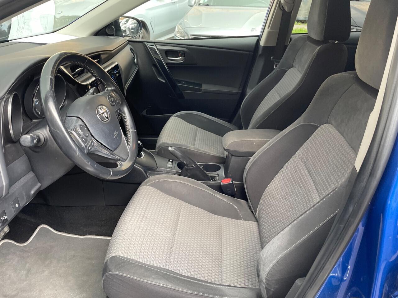 Toyota Auris 1.8 Hybrid*Neopatentati*Solo 105000km*