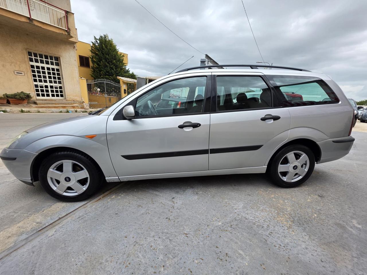 Ford Focus 1.8 TDCi (100CV) cat 5p. Zetec