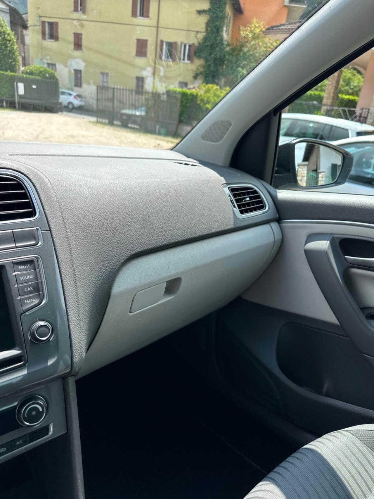 Volkswagen POLO 1.4 TDI 90CV EU6B 5p. FRESH NEOPAT KMCERT