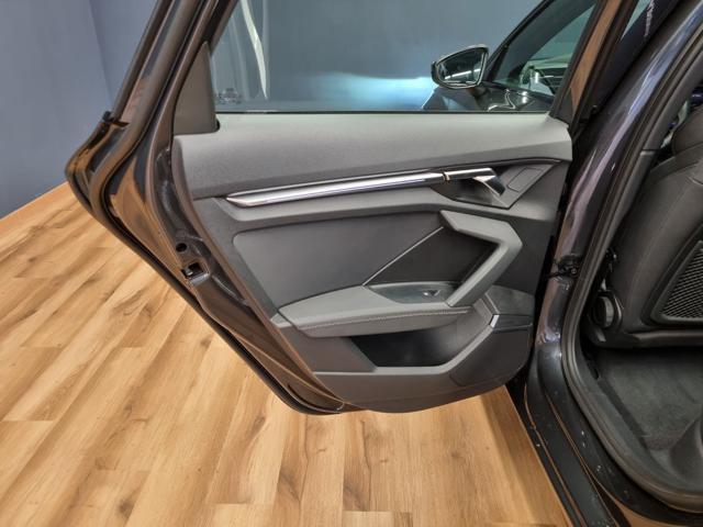AUDI A3 Sedan 35 TFSI S tronic Business Advanced