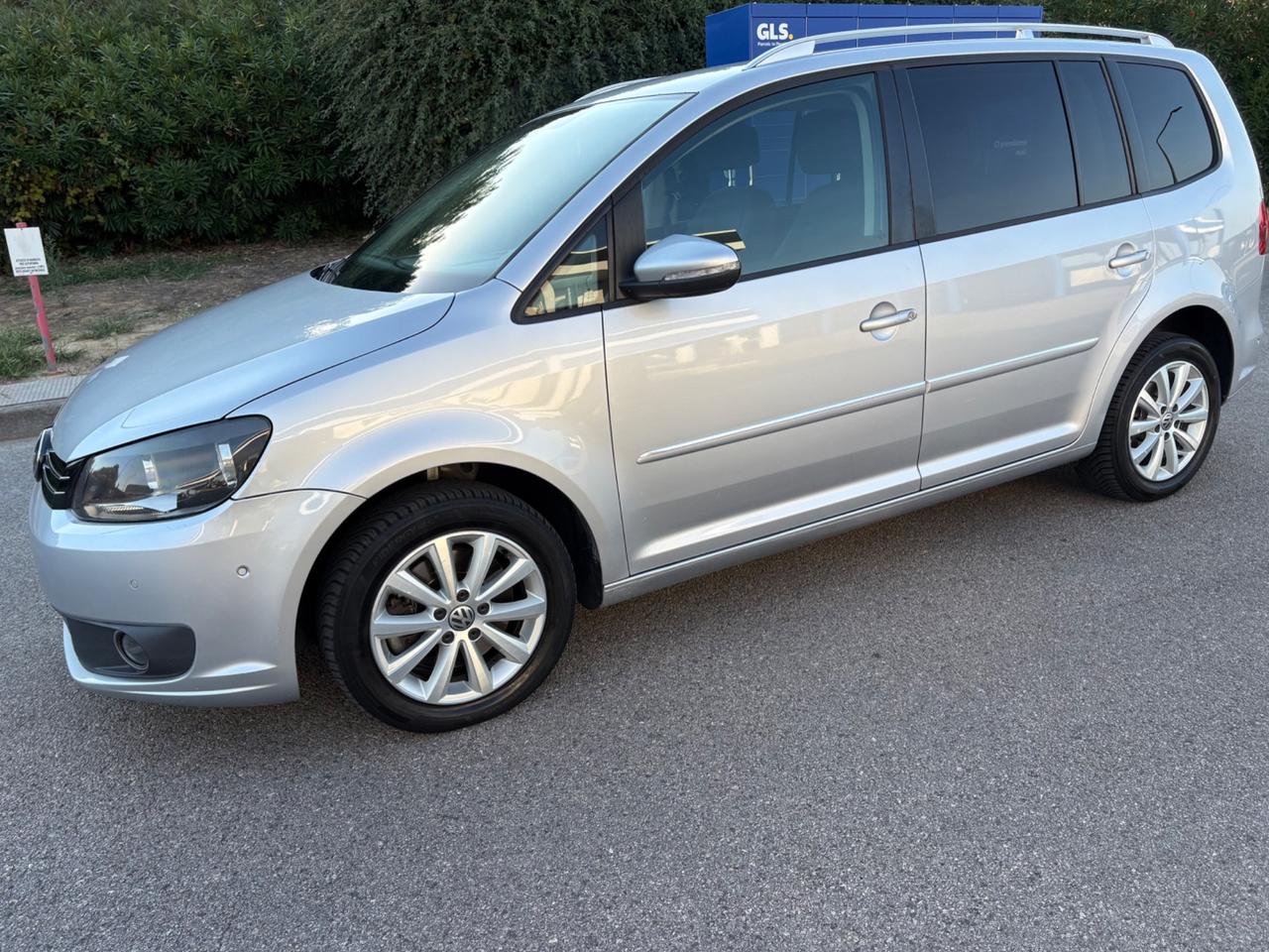 Volkswagen Touran 2.0 TDI 140 CV DSG 7 posti