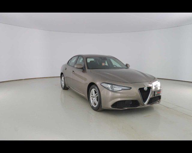 ALFA ROMEO Giulia 2.2 Turbodiesel 160 CV AT8 Business