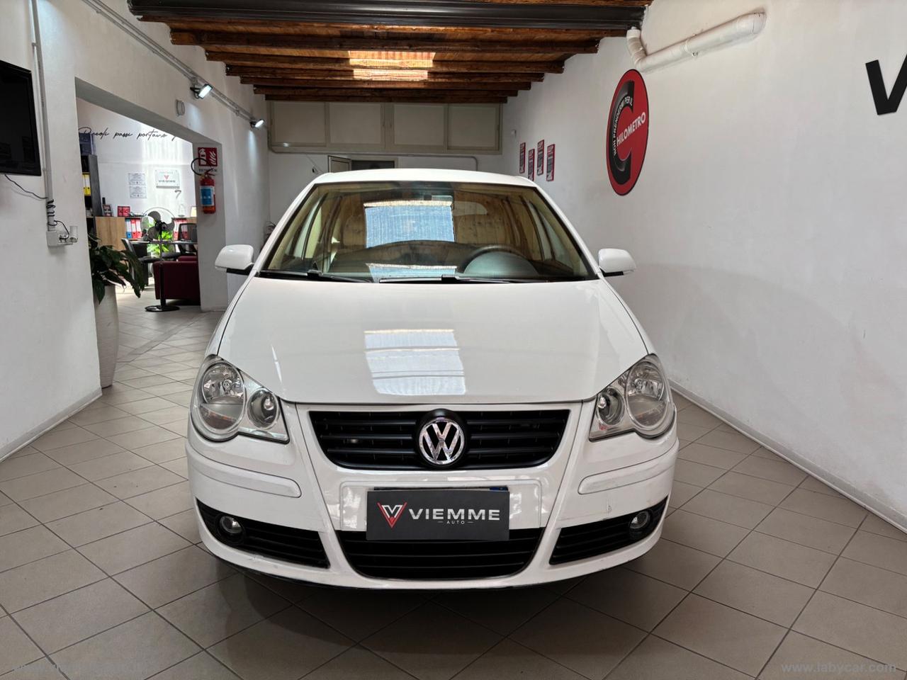 VOLKSWAGEN Polo 1.2 12V 70CV 3p. Comfortline TAGLIANDI CERTIFICATI RETE VOLKSWAGEN