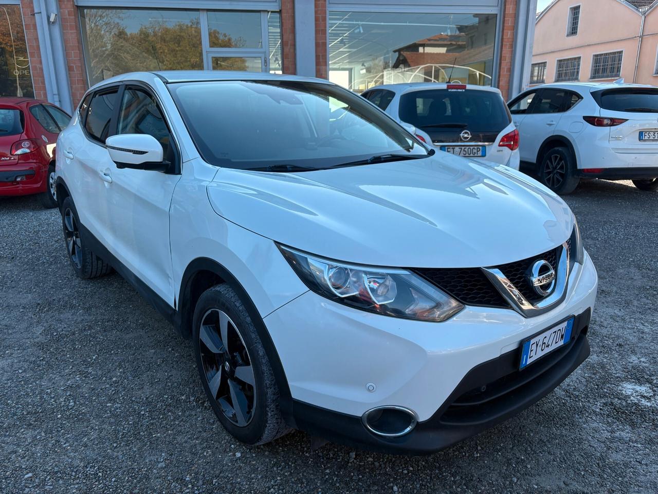 Nissan Qashqai 1.2 DIG-T 360°-Unico Prop.