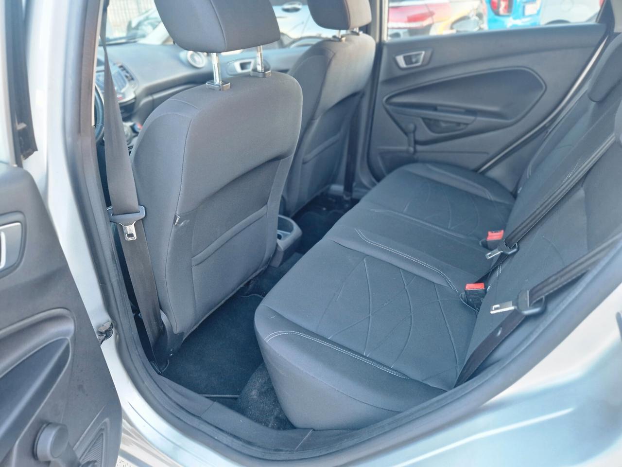 Ford Fiesta 1.5 TDCi 75CV 5 porte Black & White Edition