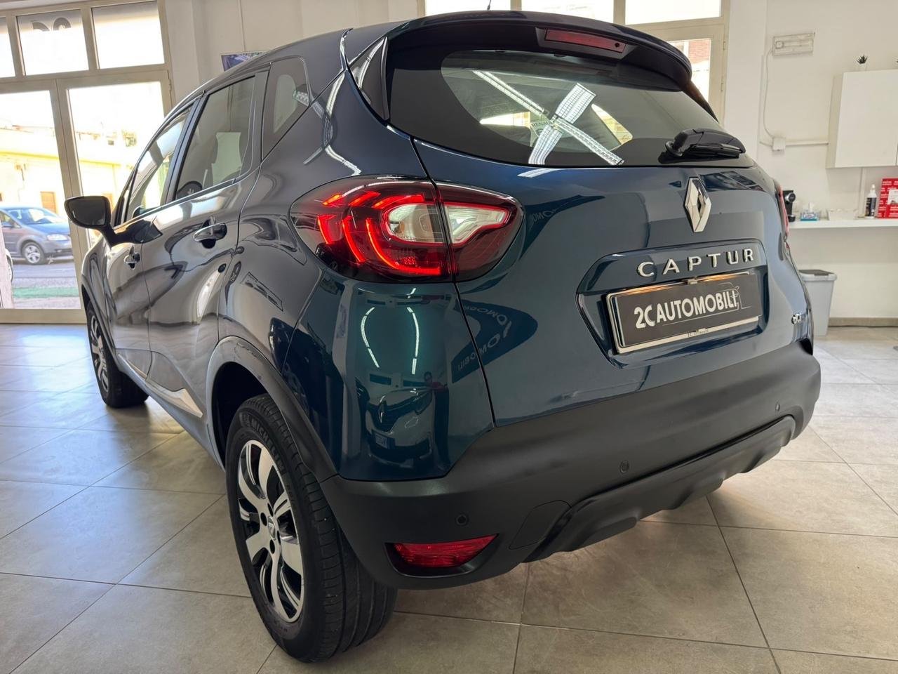 Renault Captur 1.500cc diesel/ 2017/ km 73mila