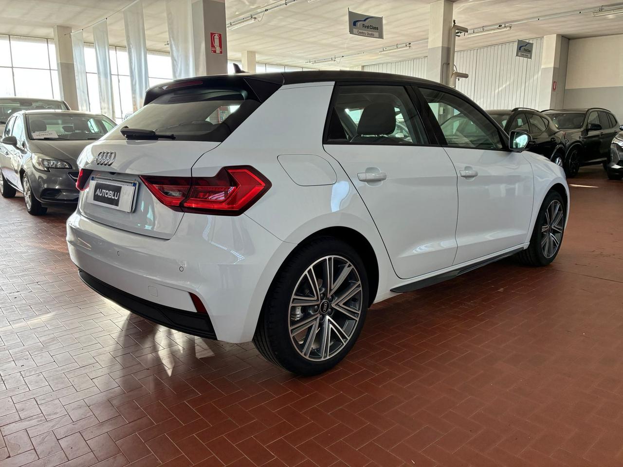 Audi A1 sportback 30 1.0 tfsi admired 110cv s-tronic