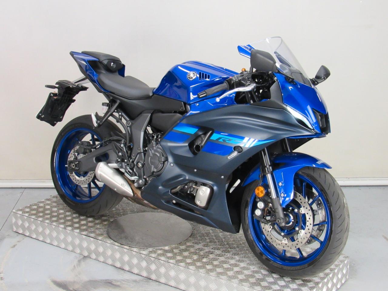 Yamaha YZF - R 7 ABS