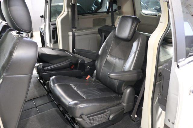 CHRYSLER Grand Voyager 2.8 CRD DPF Touring