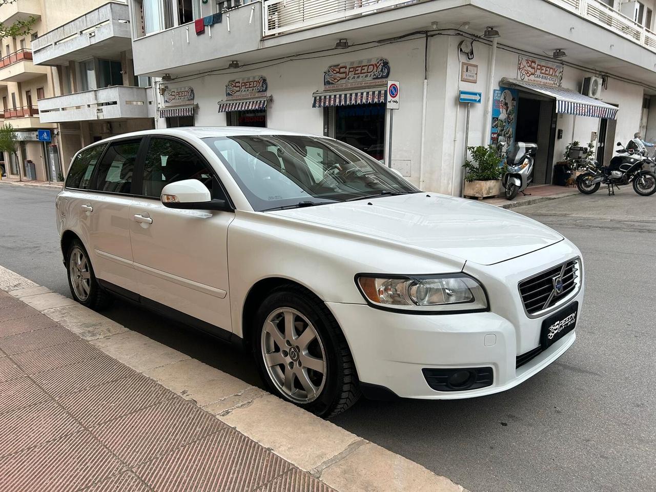 Volvo V50 1.6 D 2010