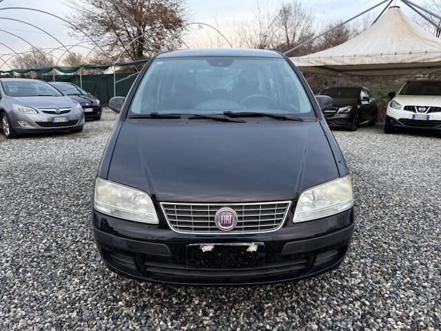 Fiat Idea 1.2 16V BlackLabel