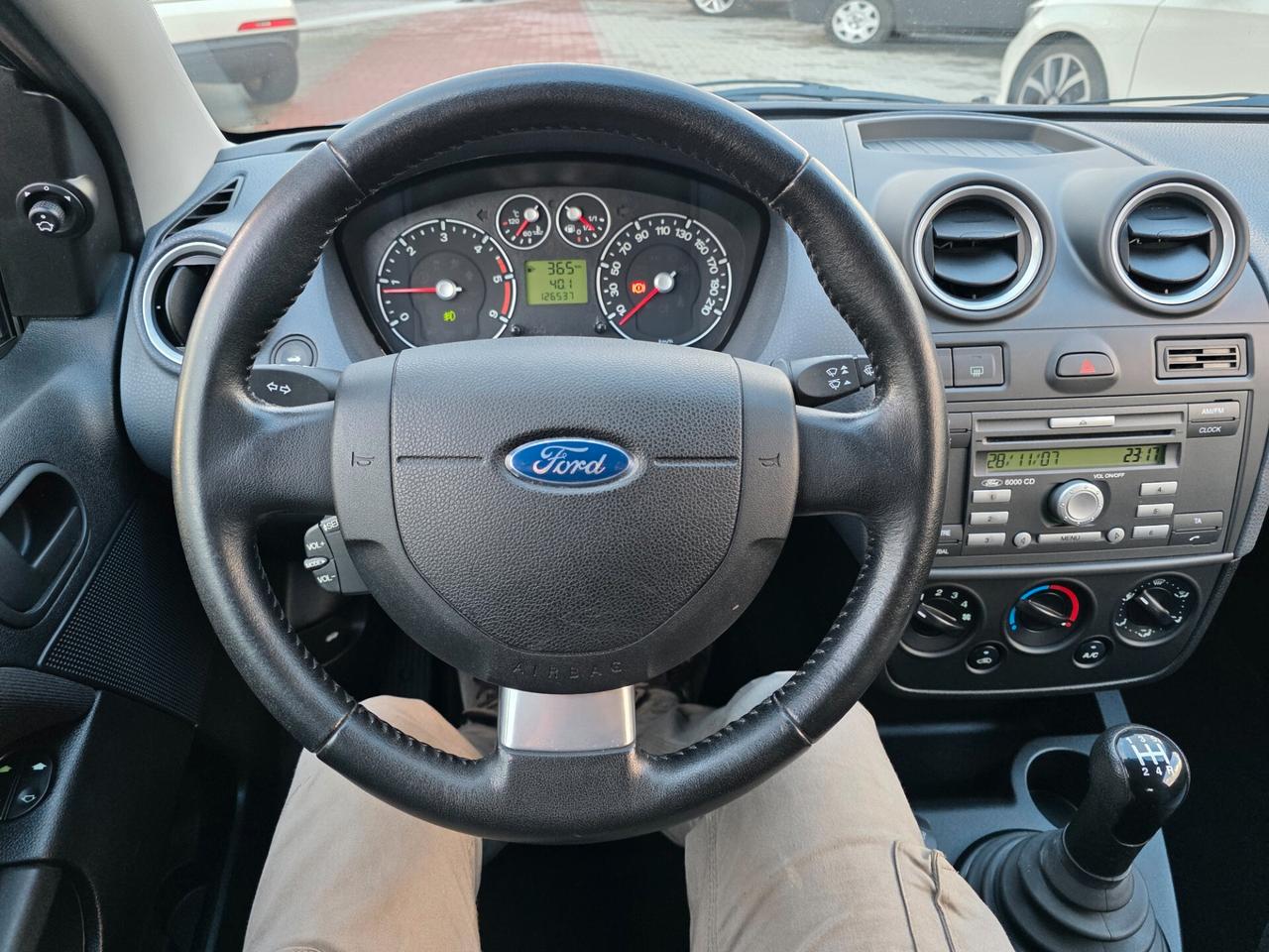 Ford Fiesta 1.4 TDCi 68CV 3 porte Titanium