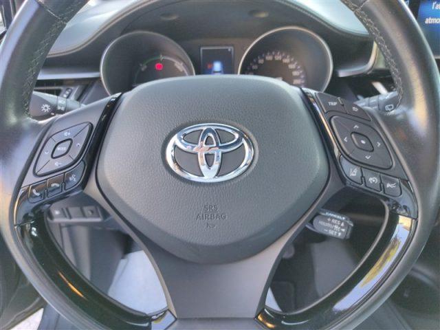 TOYOTA C-HR 1.8Hybr. E-CVT CLIMA,NAVI,TELECAMERA ..
