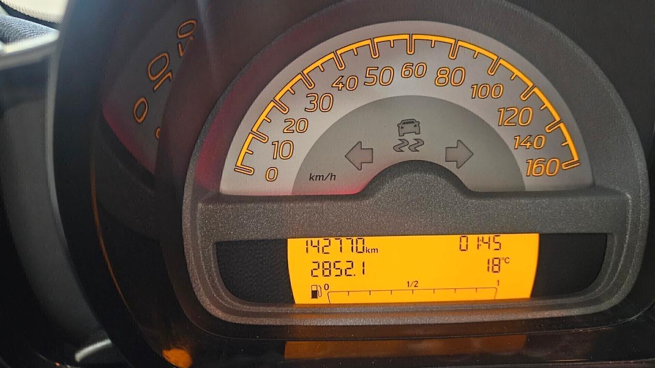 Smart ForTwo 800 40 kW coupé passion cdi