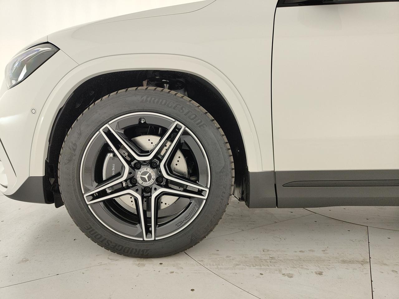 Mercedes-Benz GLA 200 d