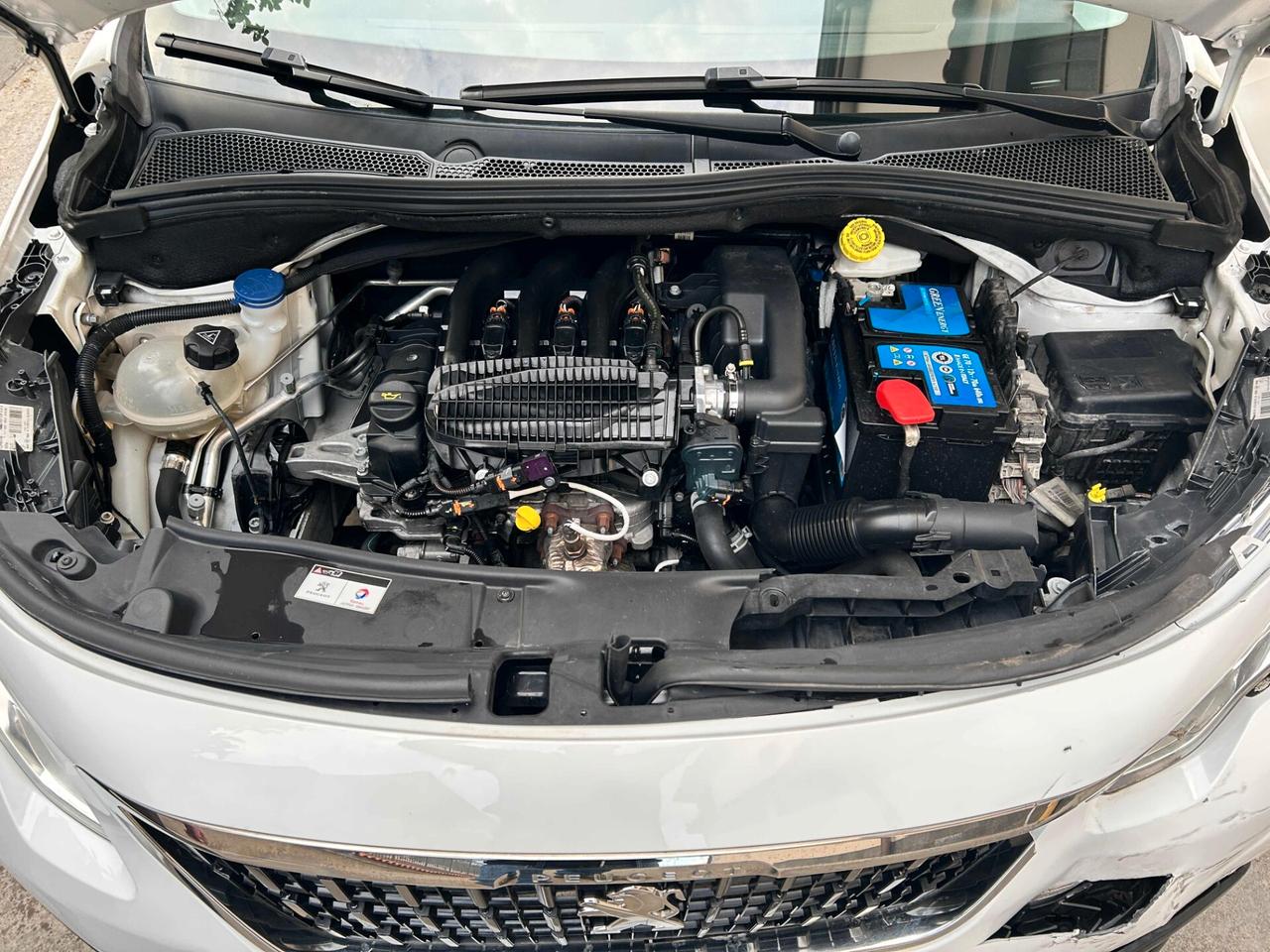 Peugeot 2008 1.2 Benzina 82CV - 2016
