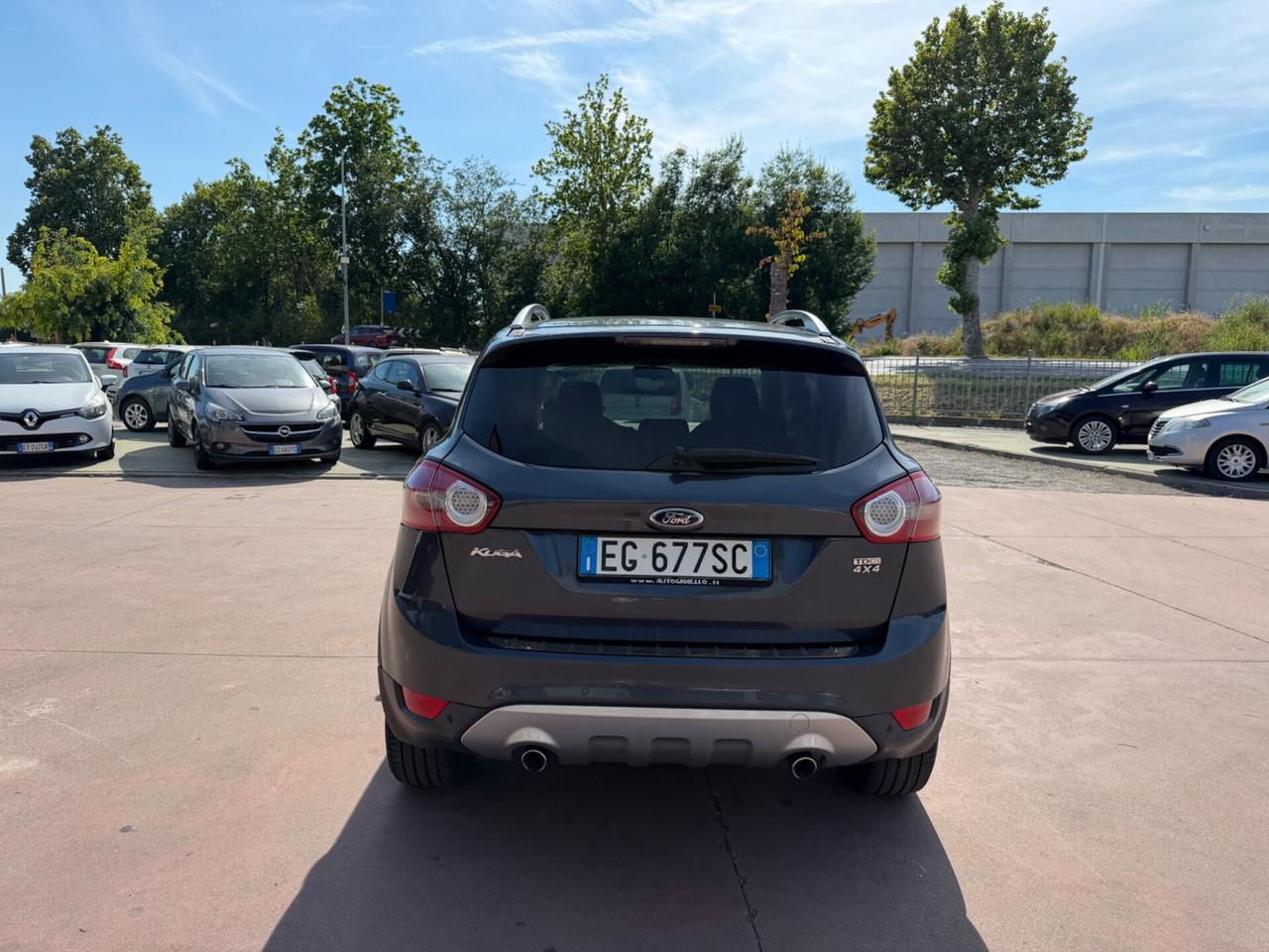 Ford Kuga Kuga+ 2.0 TDCi 140 CV 2WD DPF