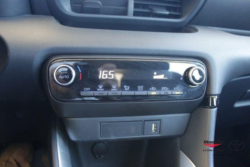 Toyota Yaris 1.5 Hybrid 5 porte Trend