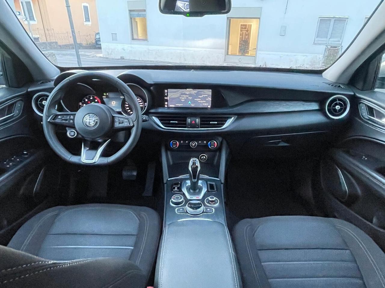 Alfa Romeo Stelvio 2.2 Turbodiesel 160 CV AT8 RWD Business