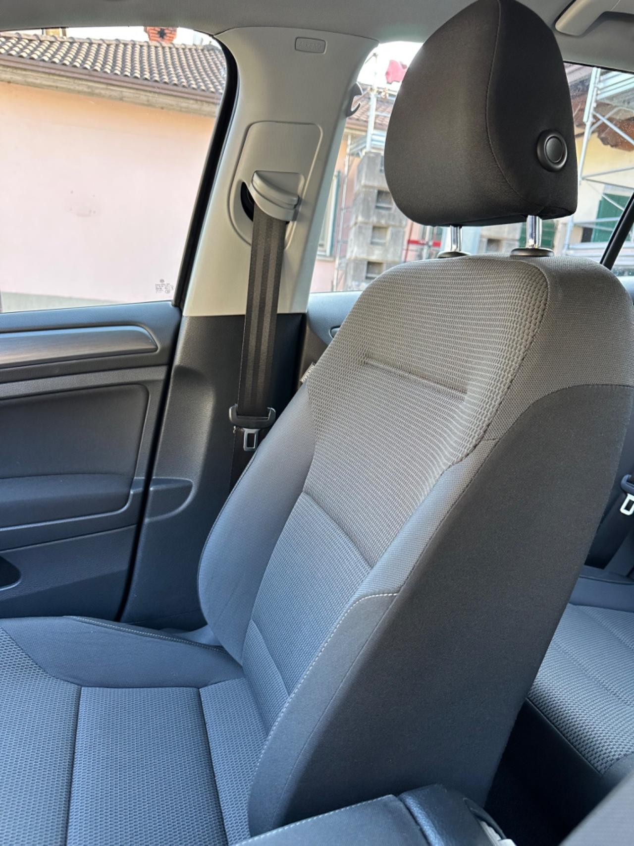 Volkswagen GOLF 1.2 TSI 105 CV CMBT KMCERT UNICOPR