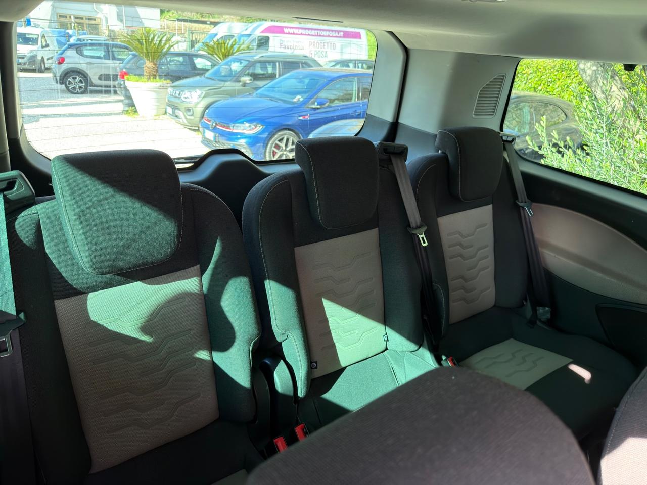 Ford Tourneo Custom 310 2.0 TDCi 130CV PC Titanium