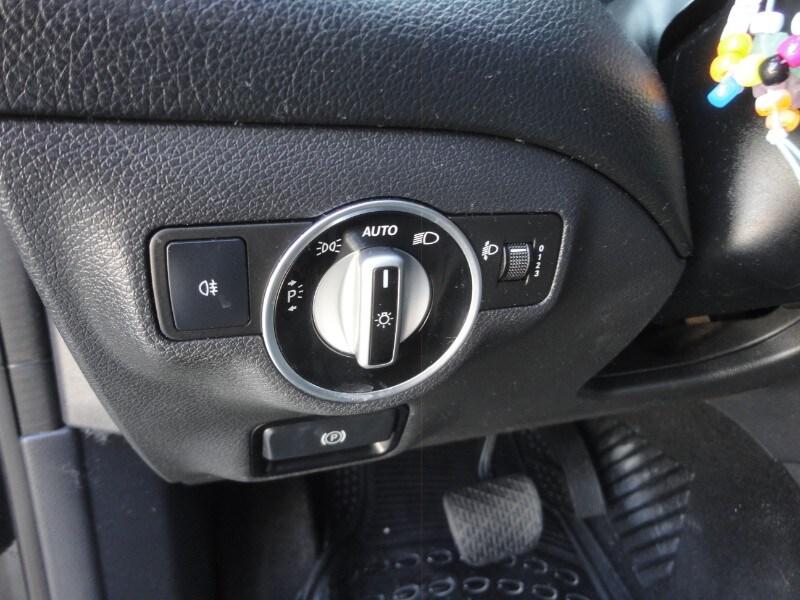 MERCEDES CLA (C/X117) CLA 200 d S.W. Aut...