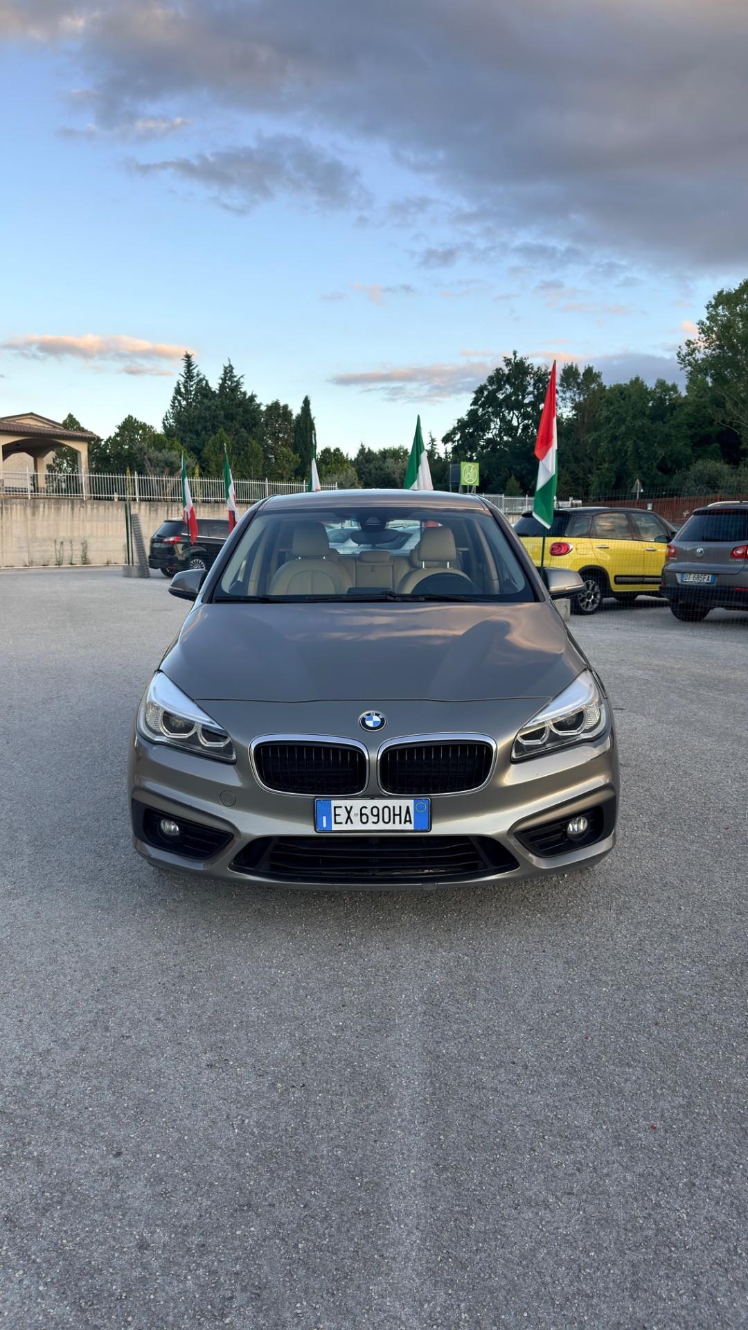 Bmw 2er Active Tourer 218d Luxury