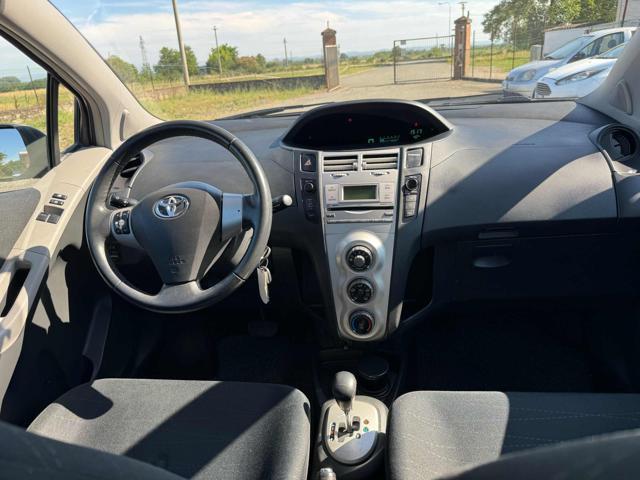 TOYOTA Yaris 1.3 5 porte M-MT Sol