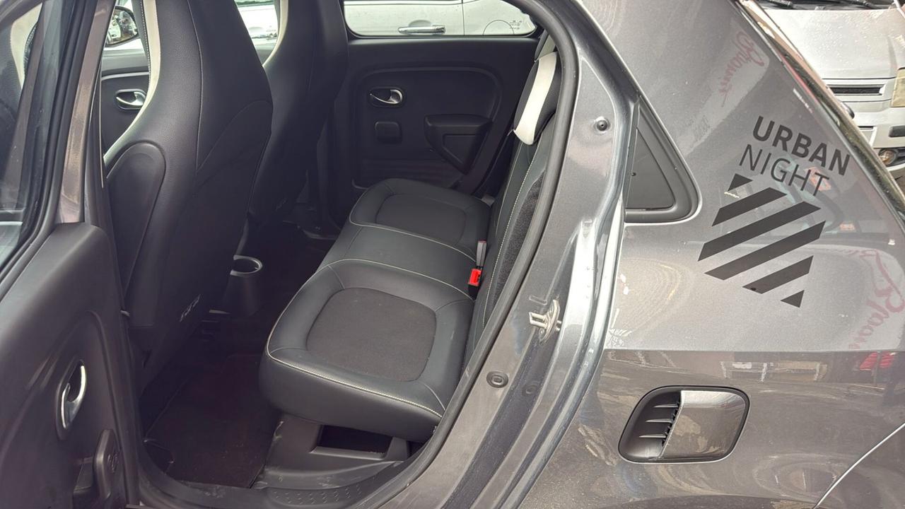 Renault Twingo SCe 65 CV Urban Night