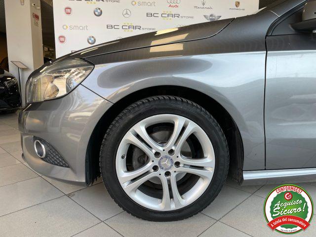 MERCEDES-BENZ A 180 CDI Sport *NAVI*CAMERA