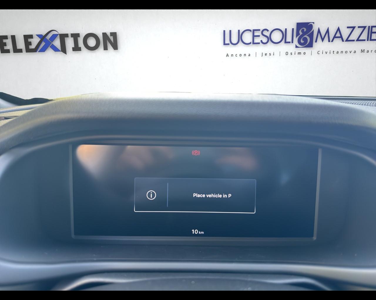 JEEP Avenger - Avenger 1.2 Turbo 110 CV e-Hybrid Altitude