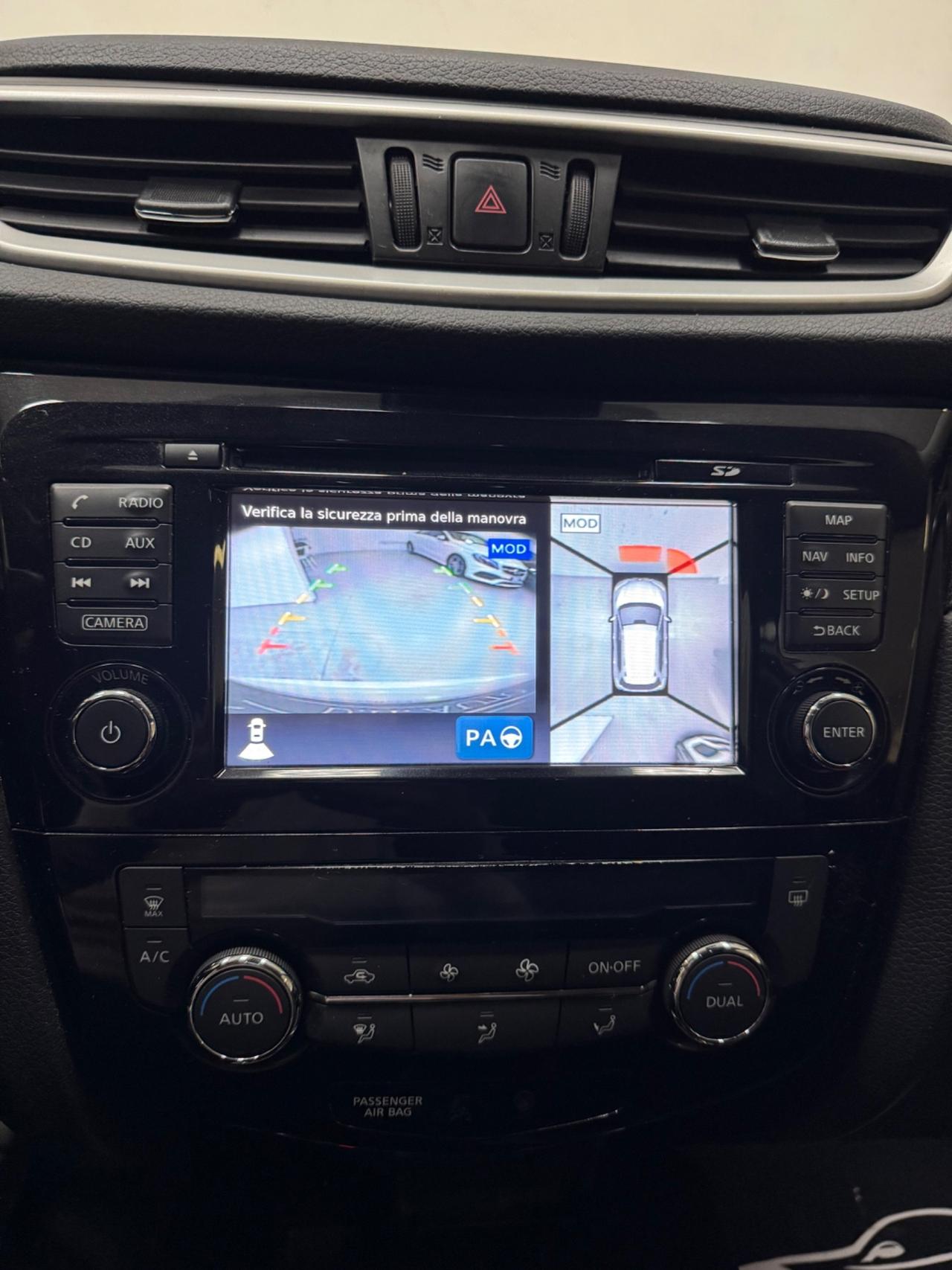 Nissan X-Trail 1.6 dCi 4WD Tekna