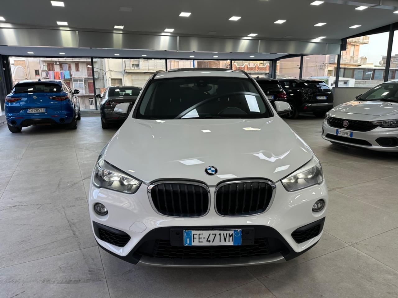 Bmw X1 sDrive18d Advantage AUTOM Tetto 2016