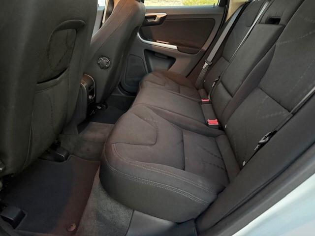 Volvo XC60 DRIVe Summum 2011