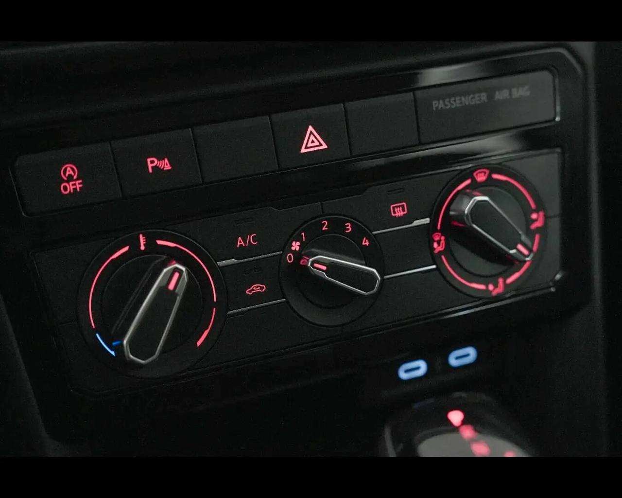 Volkswagen T-Cross 1.0 TSI Style DSG 110CV Benzina