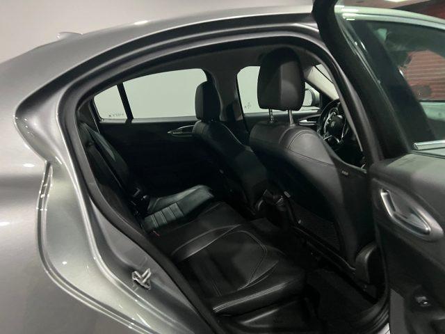 ALFA ROMEO Giulia 2.2 Turbodiesel 210 CV AT8 AWD Q4 Veloce