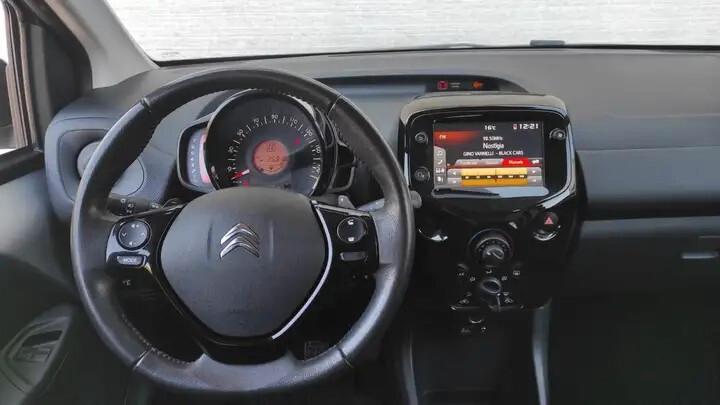 Citroen C1 VTi 72 ETG 5 porte Shine