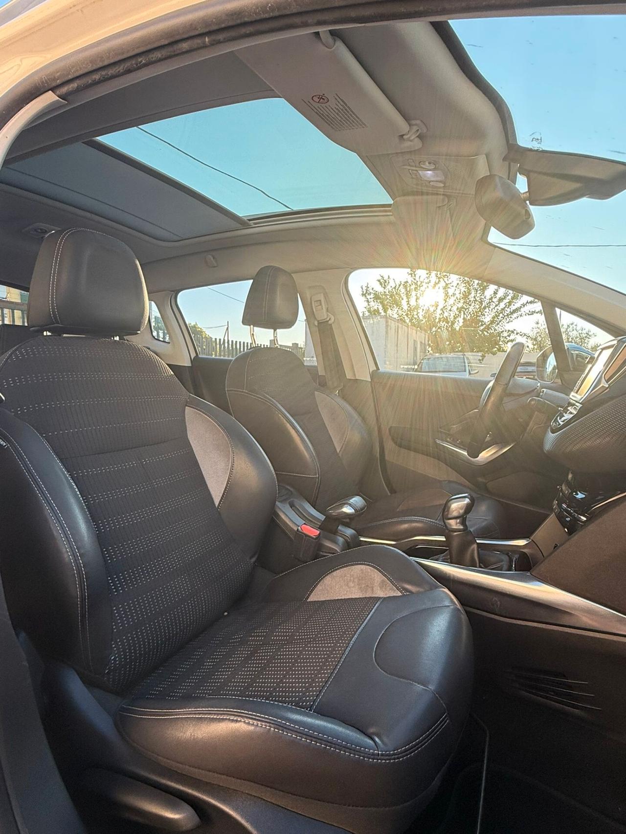 Peugeot 2008 1.6 Allure