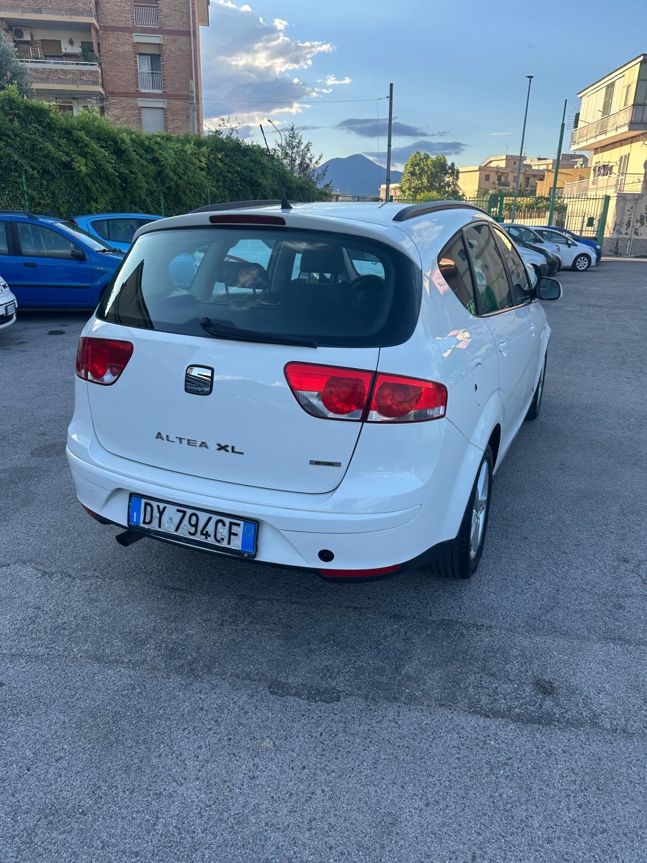Seat Altea XL 1.6 Style BI FUEL
