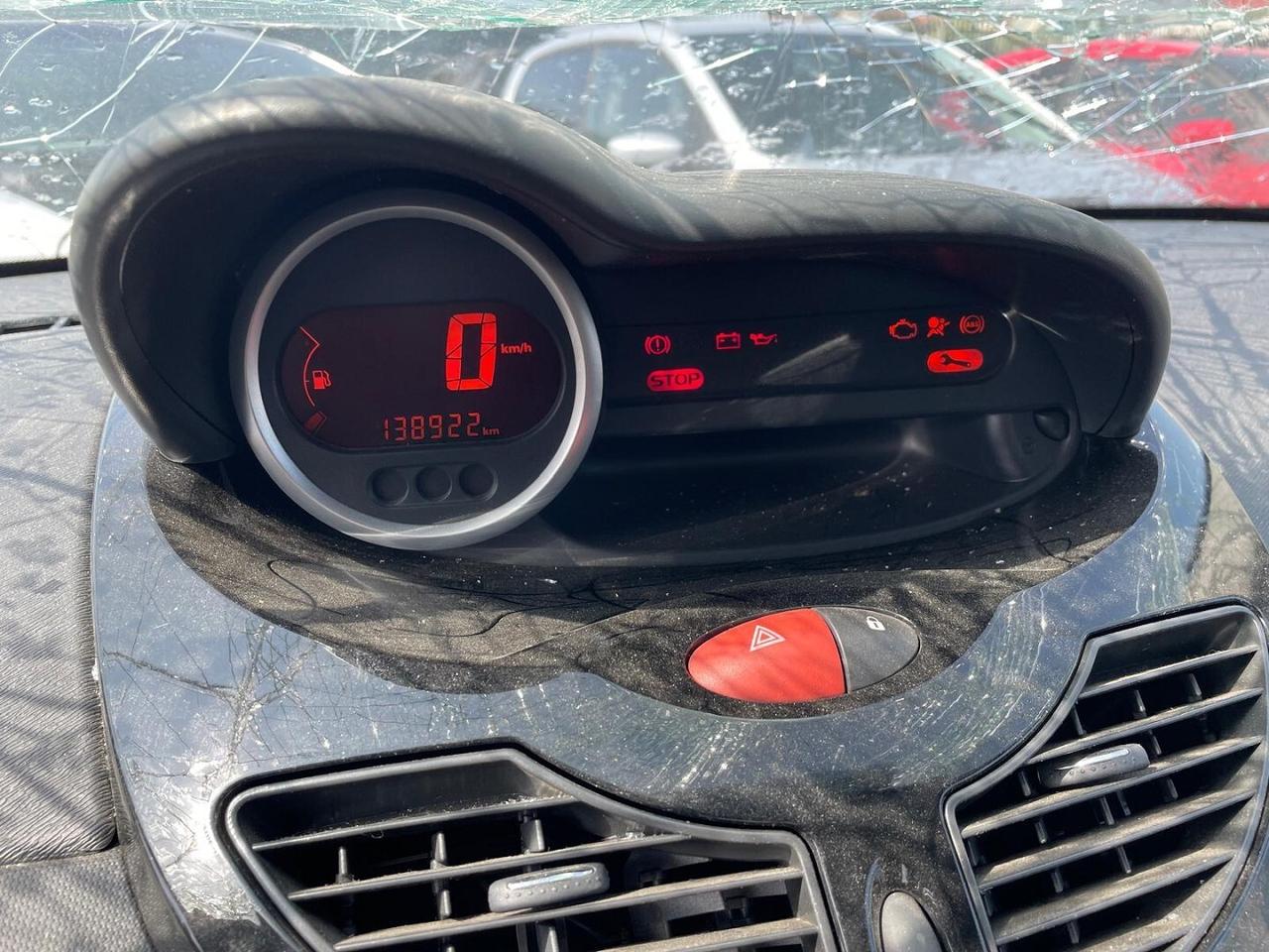 RENAULT TWINGO 1.2 BENZINA/GPL SINISTRATA 2014