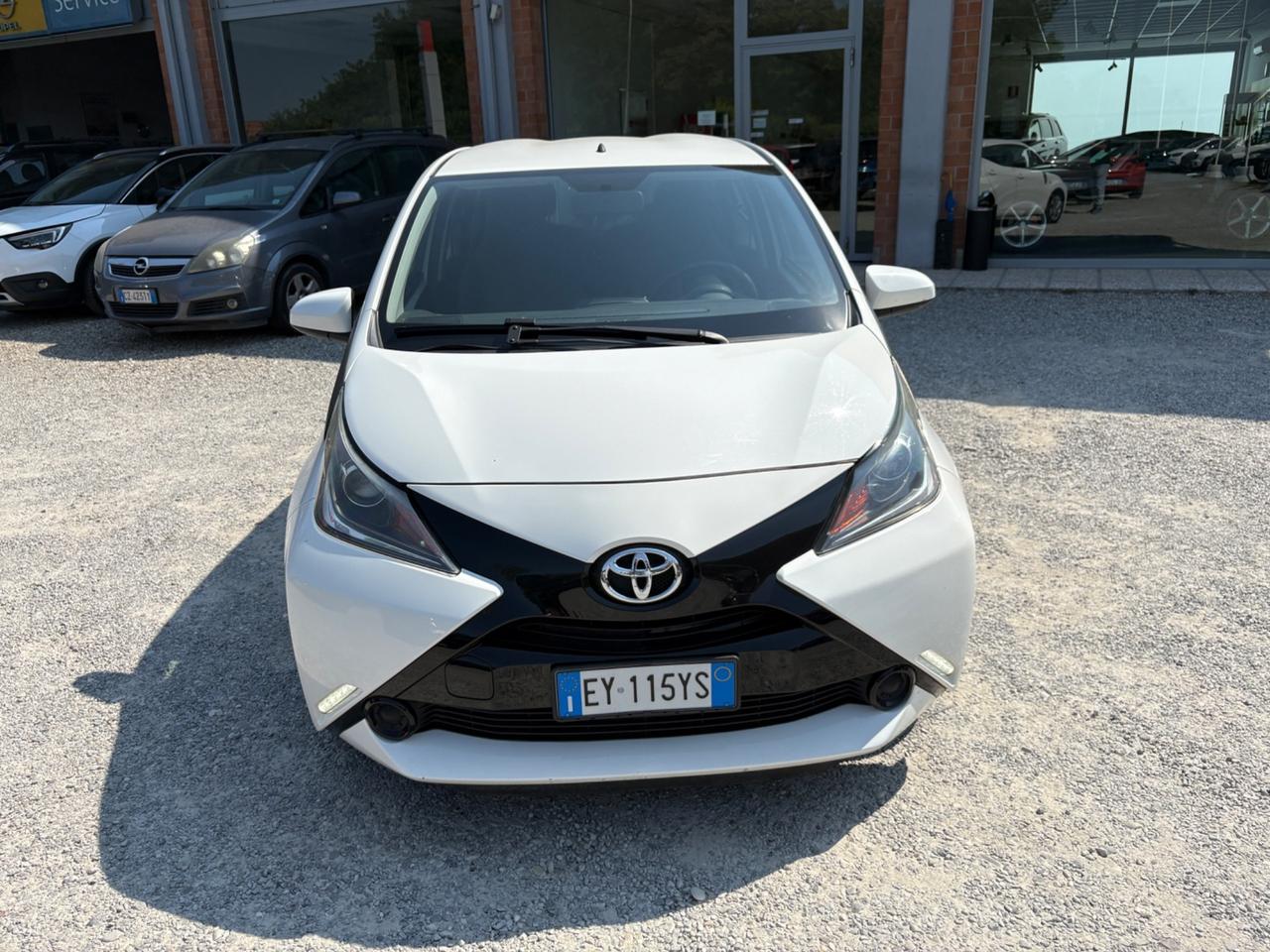 Toyota Aygo 1.0 Benzina 69 CV 5 porte