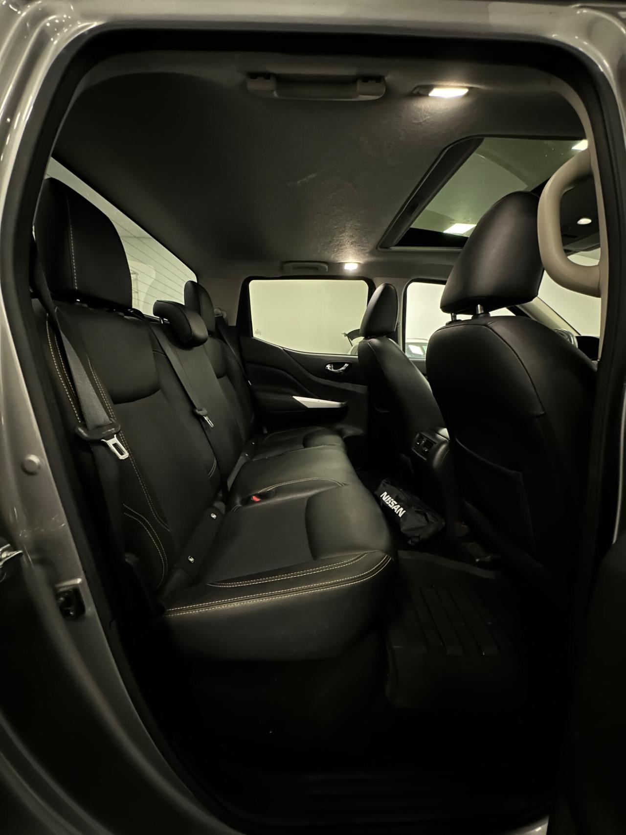 Nissan Navara 2.3 dCi 190 CV 4WD Double Cab N-Guard Aut*