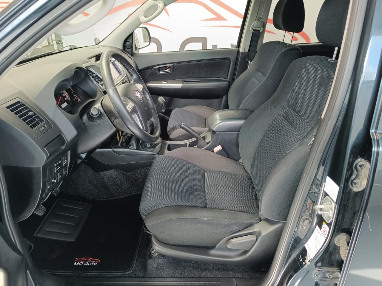 Toyota Hilux 3.0 D-4D 4WD 4p. DC Stylex