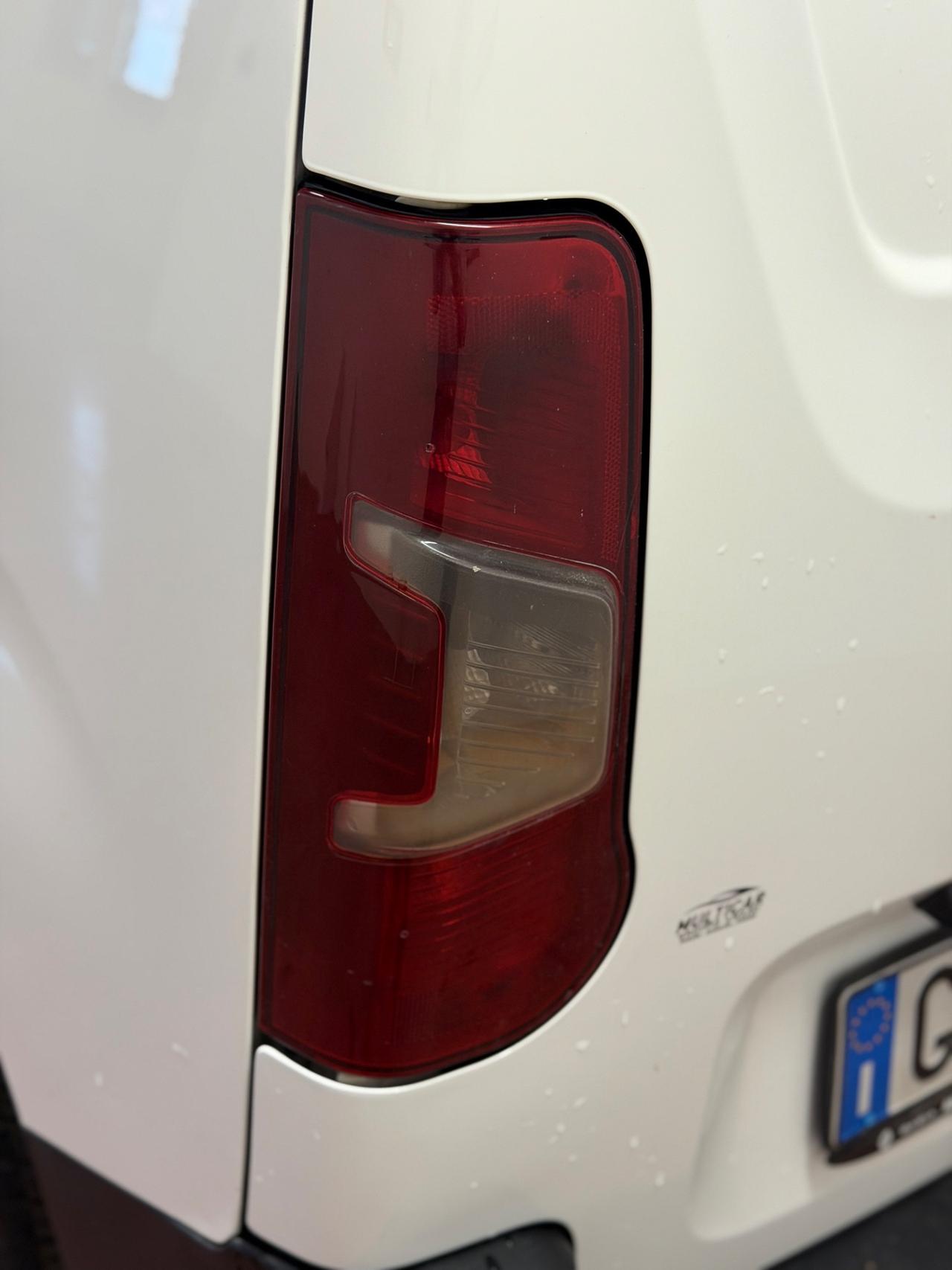 Peugeot Partner BlueHDi 100 S&S PC Furgone Pro