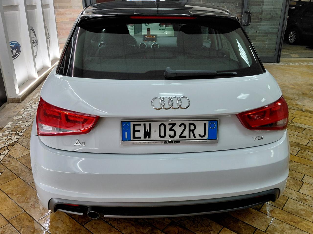 Audi A1 SPB 1.6 TDI S line edition