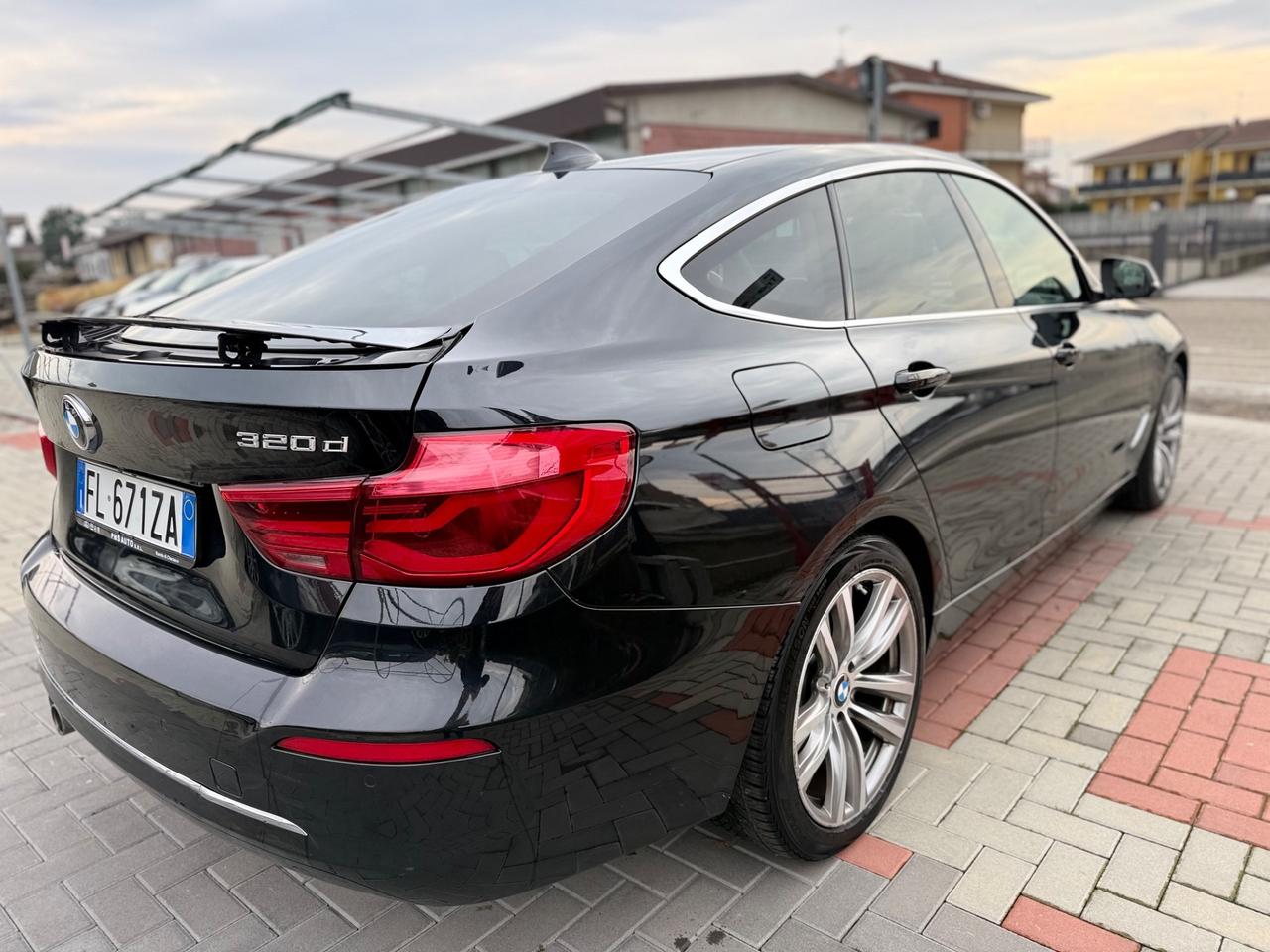 Bmw Gran Turismo 320d Luxury EURO6