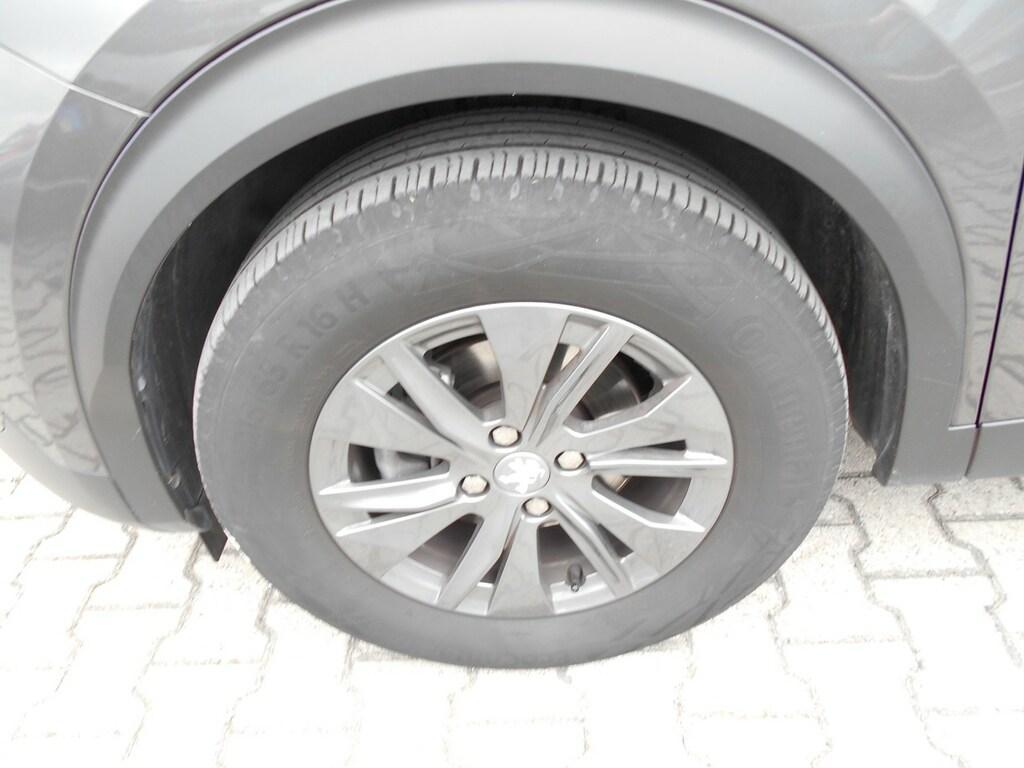 Peugeot 2008 1.2 PureTech Active Pack