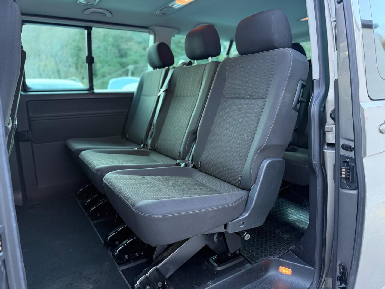 Volkswagen Caravelle 2.0 TDI 150CV DSG 9 posti