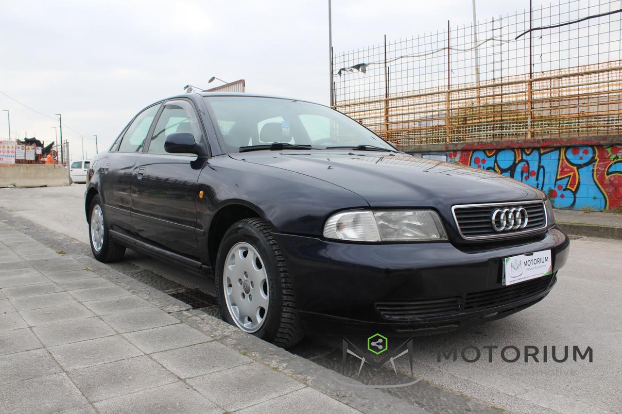 Audi A4 Berlina A4 1.8